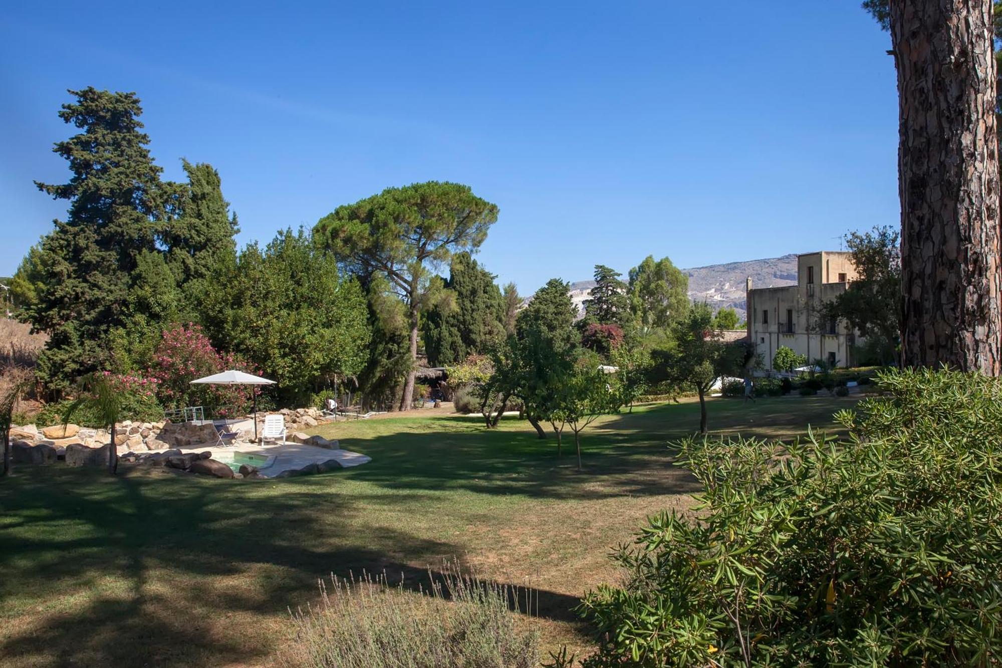 Agriturismo Baglio Fontana Бузето Палицоло Екстериор снимка